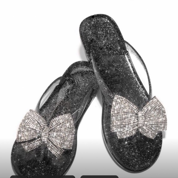 Liliana Shoes - Rhinestone bow, jelly, flip-flops. Black. Never worn. Size 6.